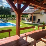 Rezidencia Aparthotel Podhájska