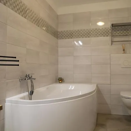 Lägenhetshotell Rezidencia 4*