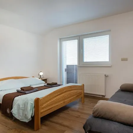 Aparthotel Rezidencia *